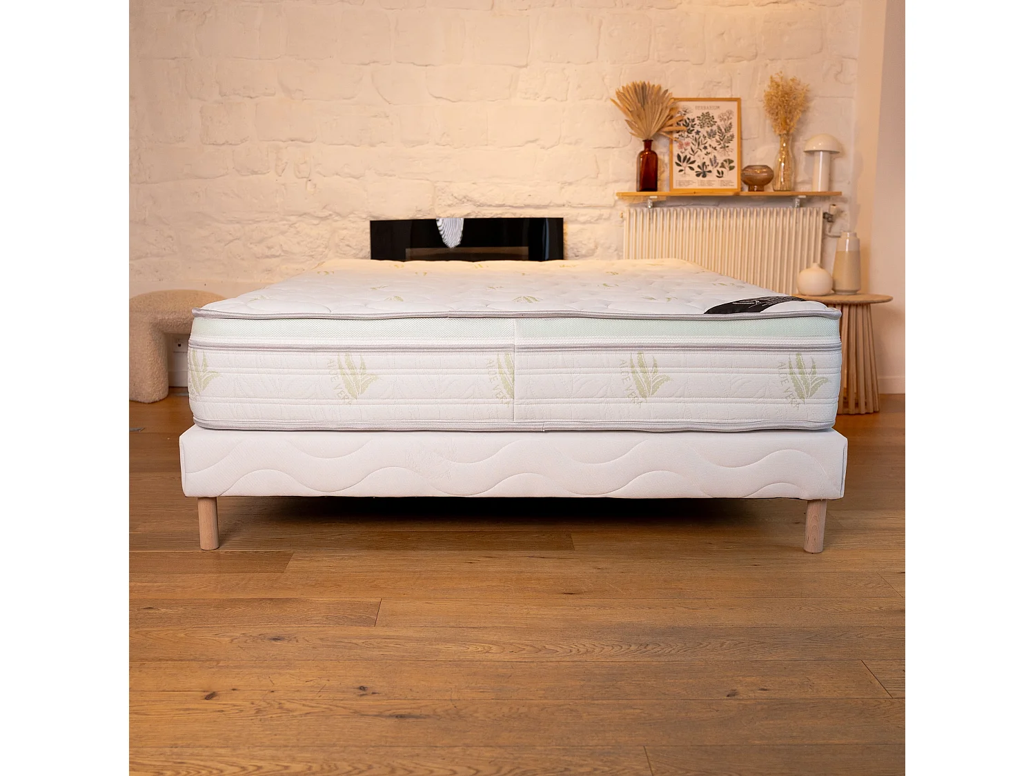Matelas Aloe Vera 140x200 cm Hauteur 27 cm Mousse à Mémoire de Forme Infusée Aloe Vera Double Face Soutien mi-ferme