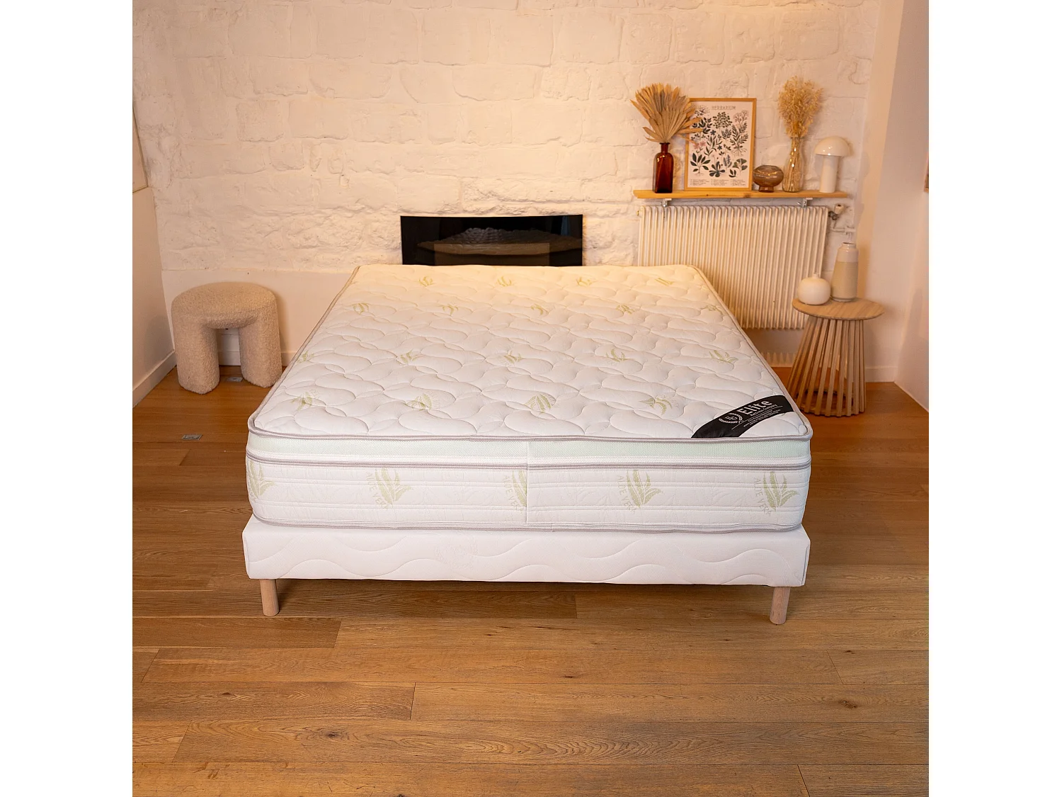 Matelas Aloe Vera 140x190 cm Hauteur 27 cm Mousse à Mémoire de Forme Infusée Aloe Vera Double Face Soutien mi-ferme