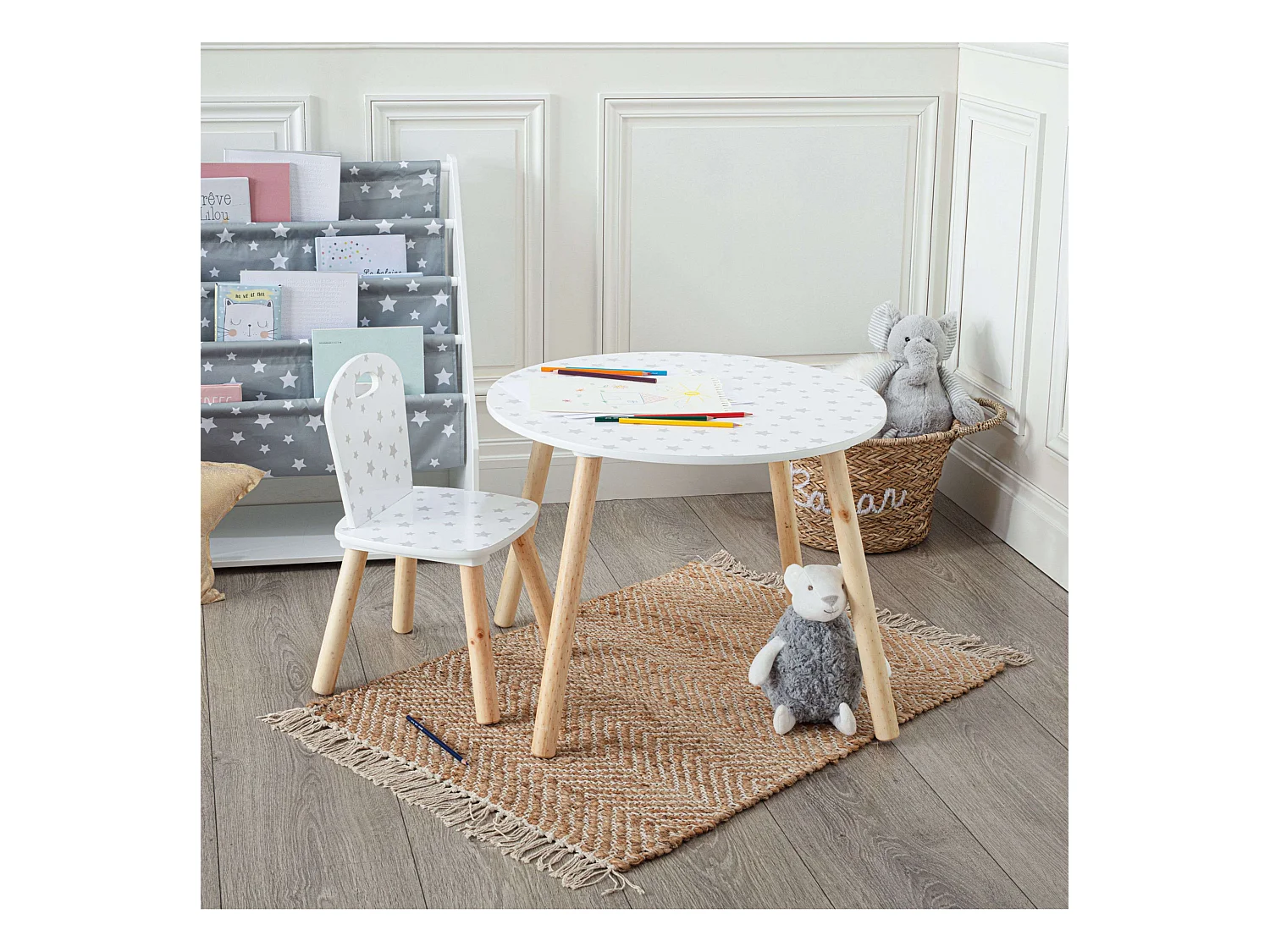 Table pour Enfant en Bois motif étoiles D 60 cm