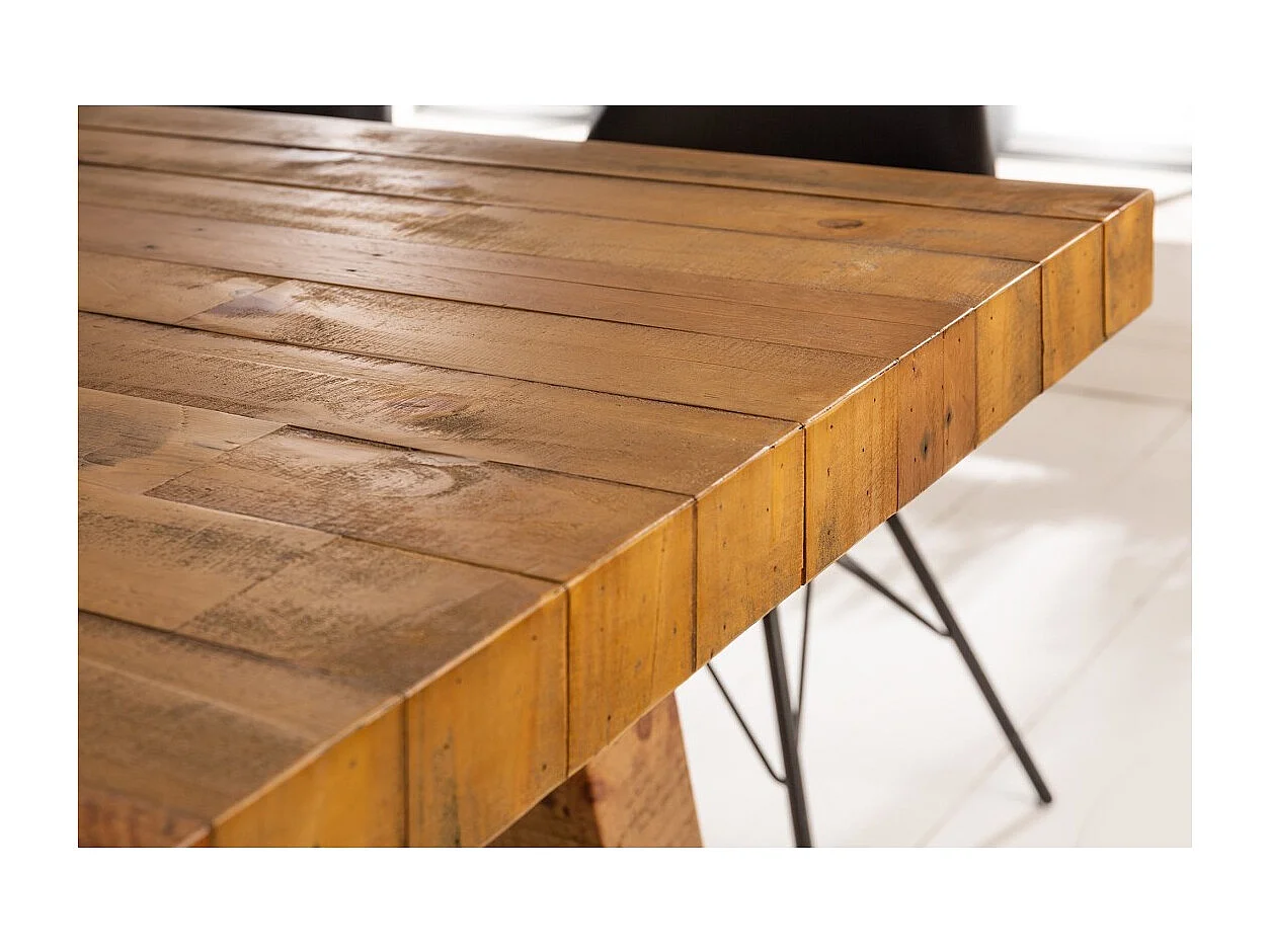 Table de salle à manger RANCHO – Rectangulaire 200 cm – Bois naturel et métal – Style rustique