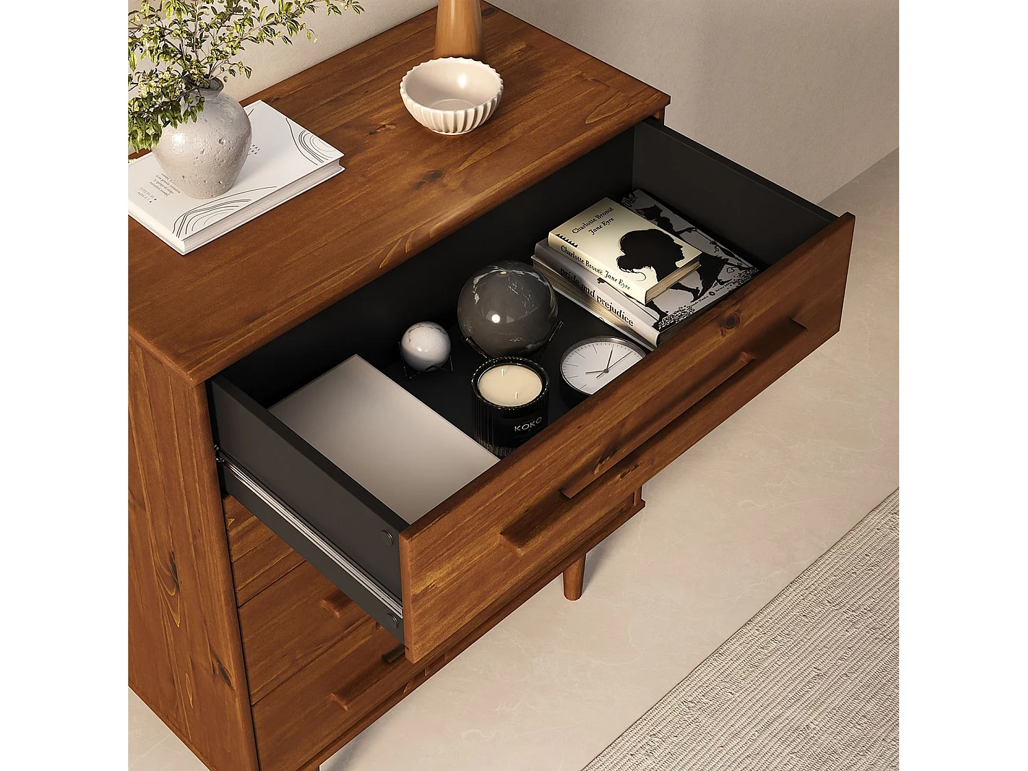 Commode TECCA L 80 cm avec 4 Tiroirs en Bois Massif Coloris Châtaignier, Meuble de Rangement pour Vêtements Design Scandinave
