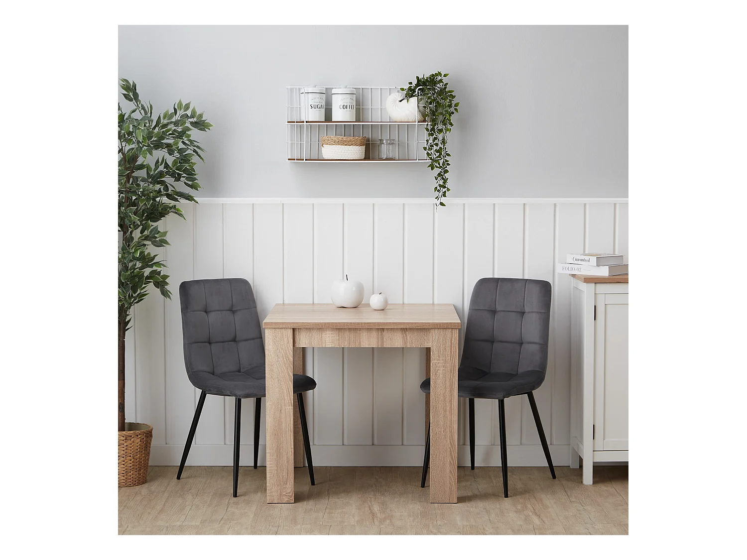 Table à manger 80x80x75 cm chêne Sonoma naturel Table de salle à manger avec 2 chaises en velours gris