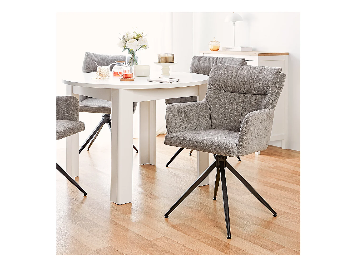 Table à manger ronde blanche 106x106x77 cm