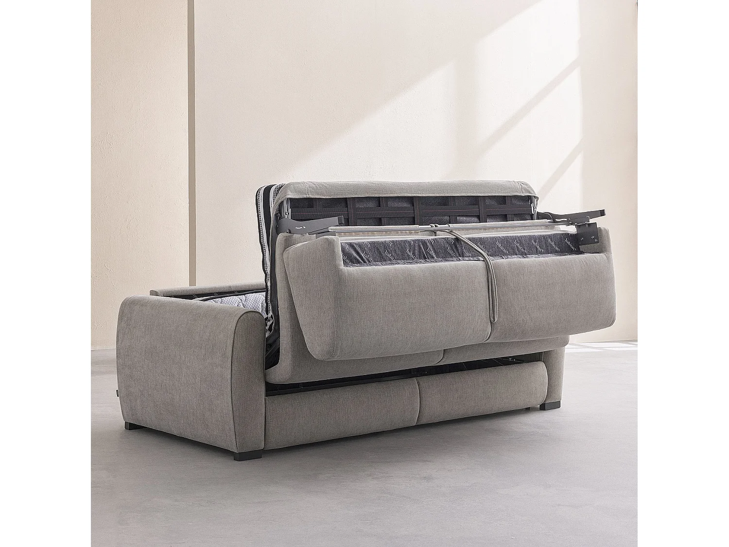 Canapé convertible 3 places - Couchage 160 cm - Matelas 16 cm - Tissu chenille déperlant Lugano - Gris clair