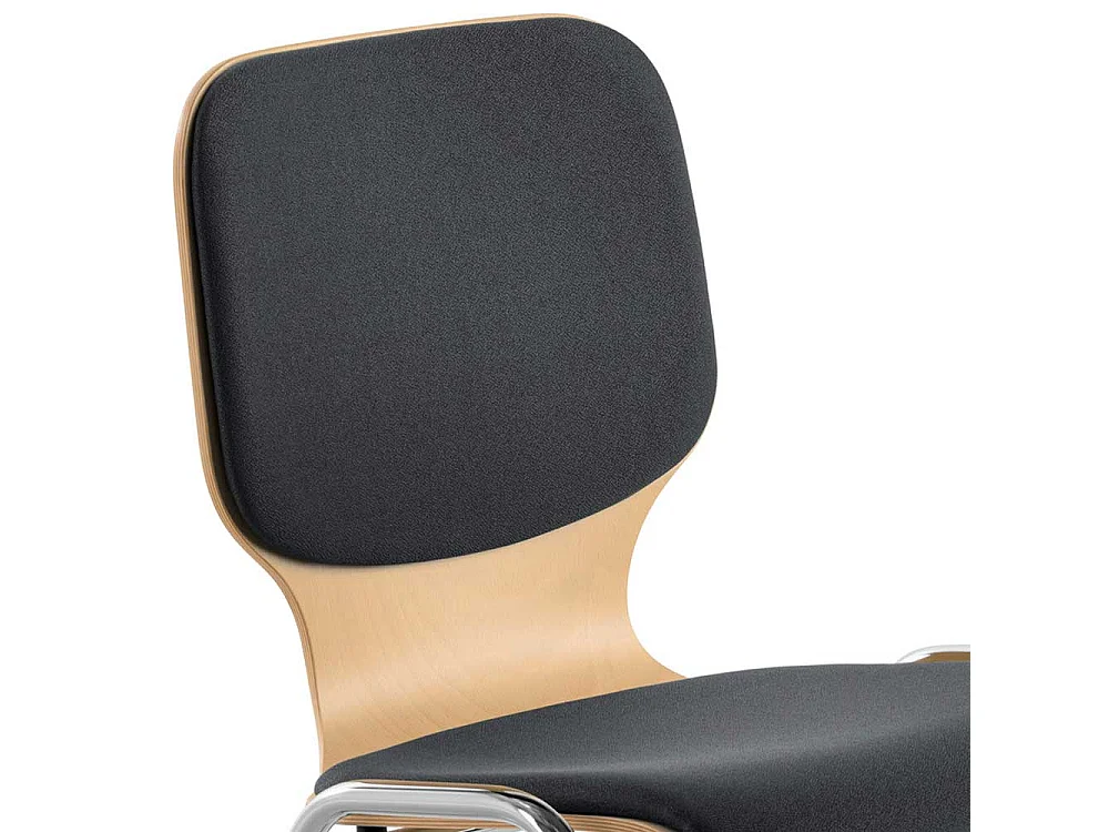 Moderner Stapelstuhl mit Gestell aus Metall 53 cm breit