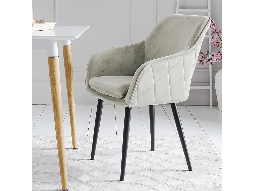 Armlehnenstuhl in Cremeweiß und Schwarz Gestell aus Metall