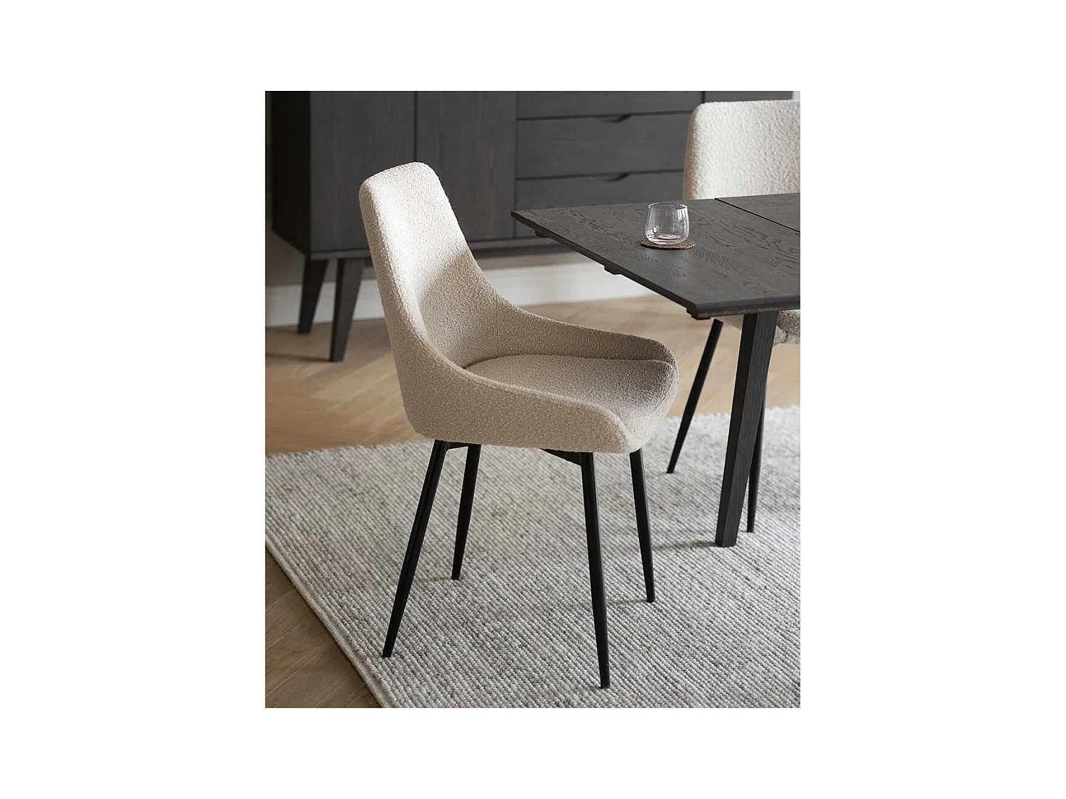 Boucle Polsterstühle in Beige Gestell aus Metall (2er Set)