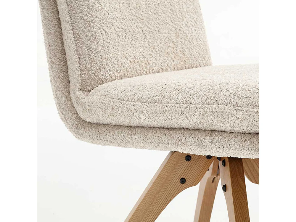 Drehbare Polsterstühle in Cremefarben Boucle Gestell aus Massivholz (2er Set)
