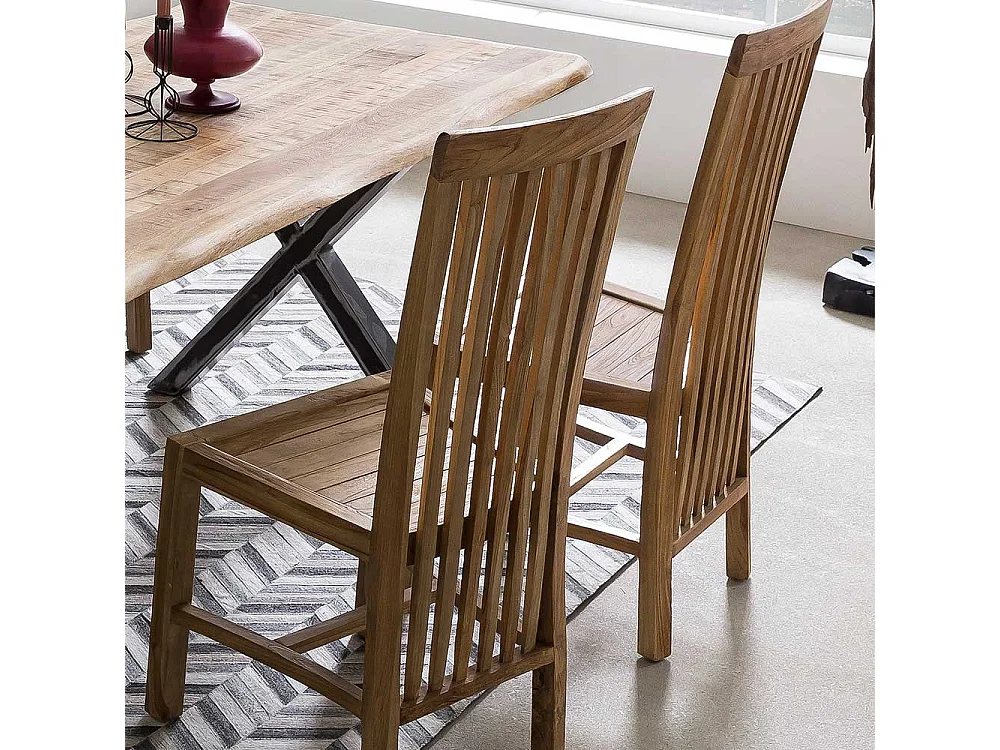 Esszimmerstuhl aus Teak Massivholz mit hoher Lehne