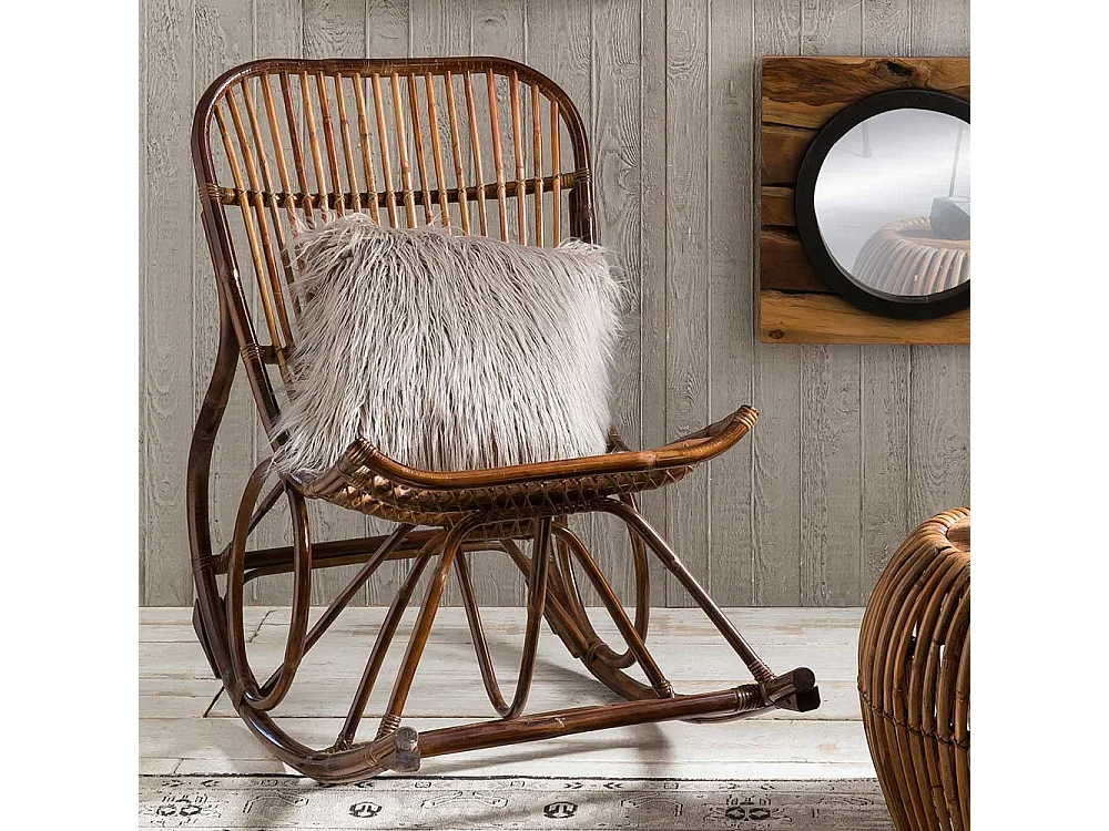 Rattan Schaukelstuhl in Naturfarben Landhaus