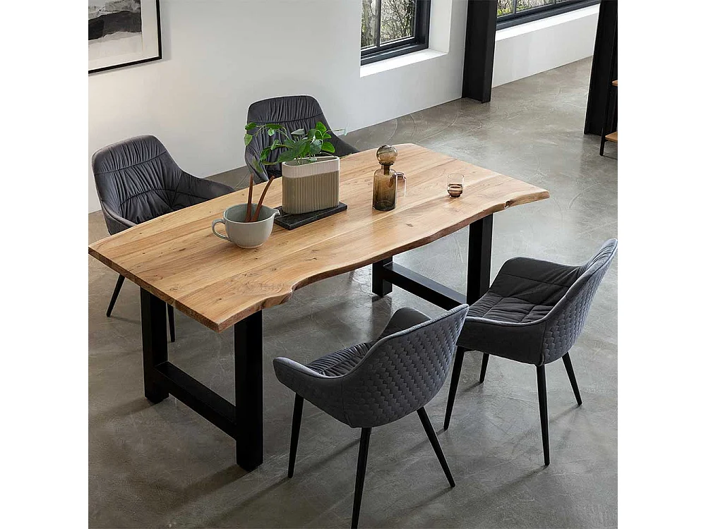 Wohnzimmerstuhl in Grau Samt aufwendigen Steppungen