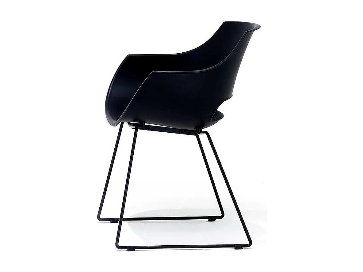 Armstühle in Schwarz Kunststoff Metallbügeln (4er Set)