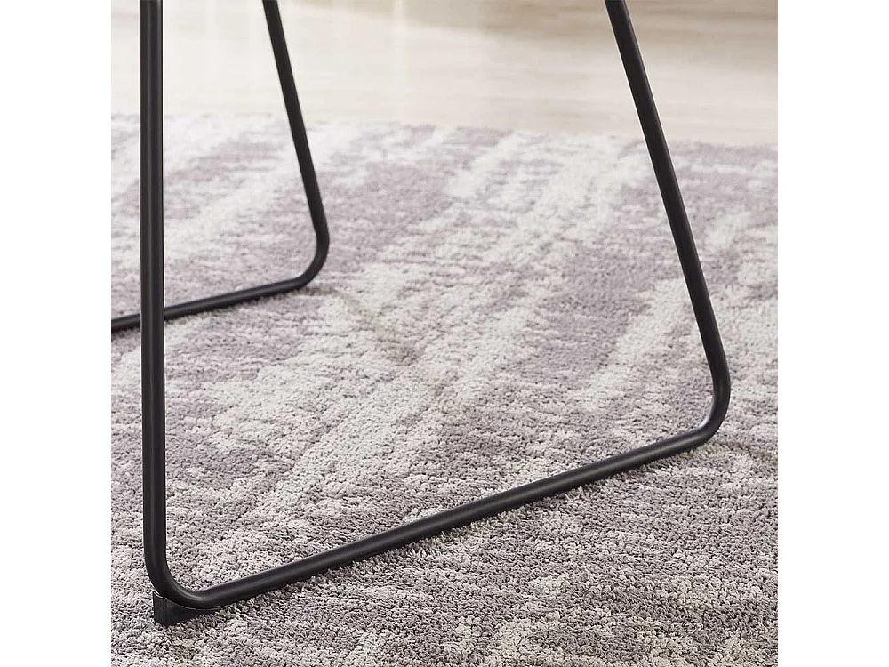 Polsterstuhl mit Rückenausschnitt aus Boucle Stoff Weiß