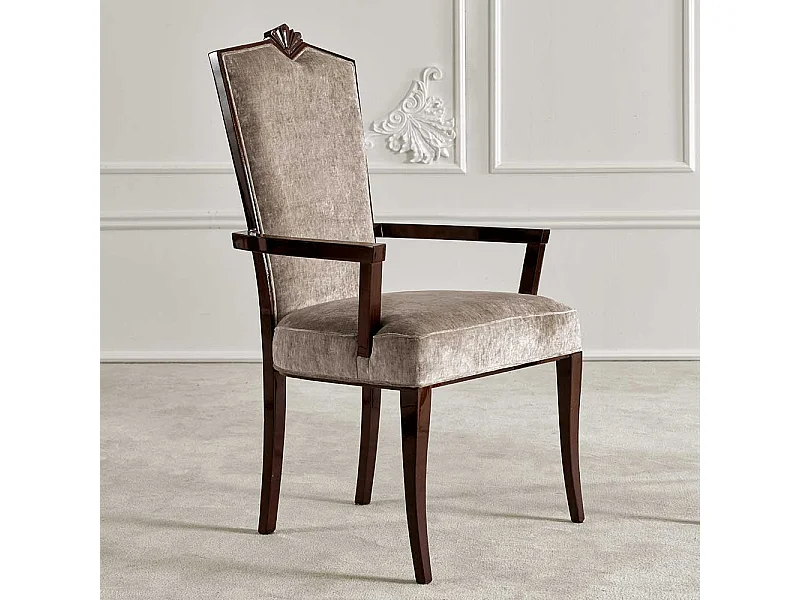 Hochwertiger Armlehnstuhl in italienischem Design hoher Lehne