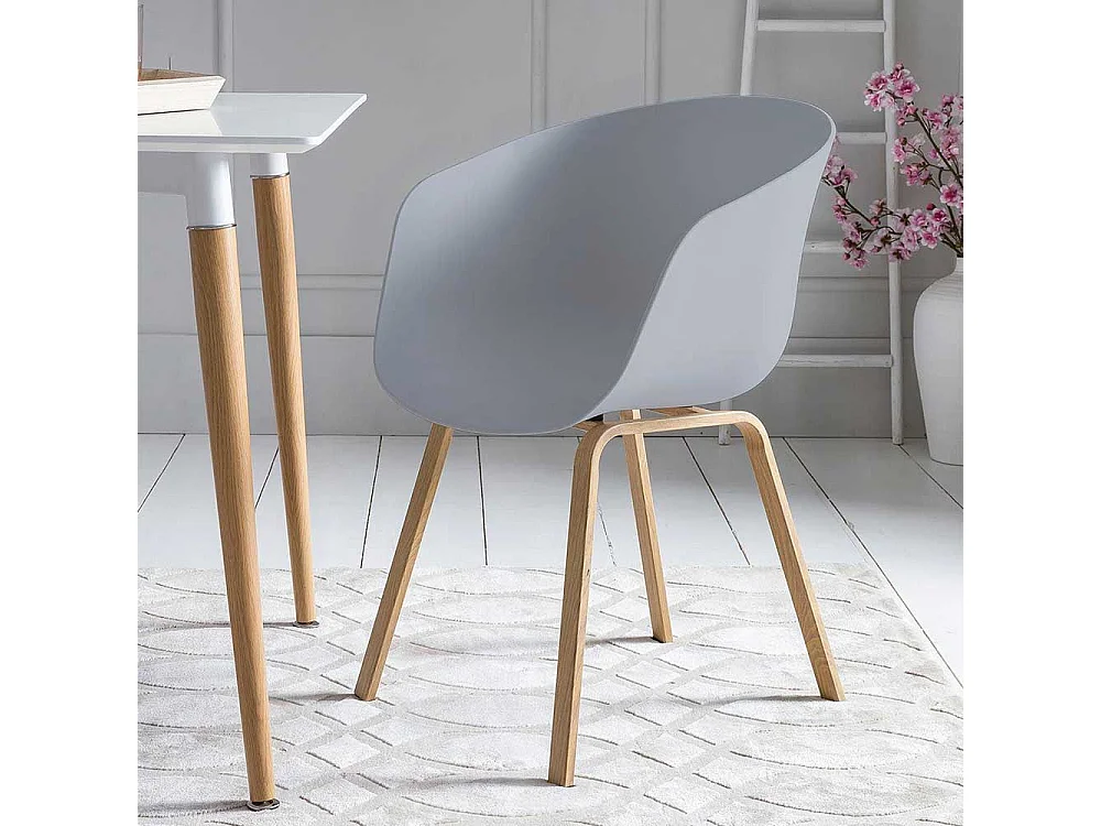 Esszimmerstühle aus Kunststoff mit Sitzschale (2er Set)