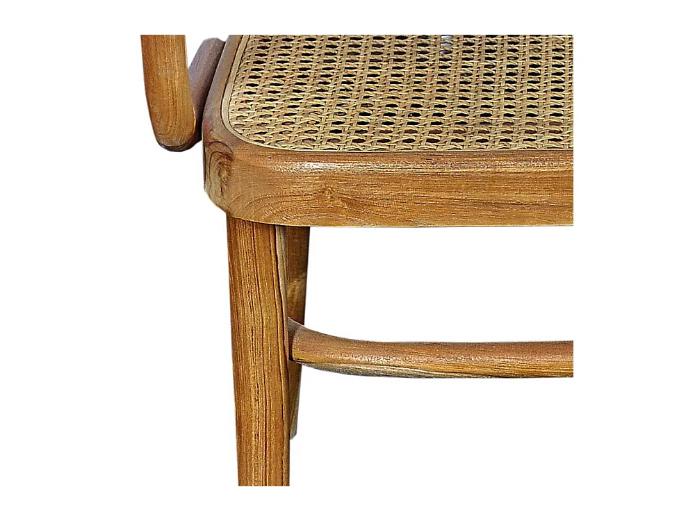 Rattanstuhl aus Teak Massivholz und Teak Massivholz Armlehnen
