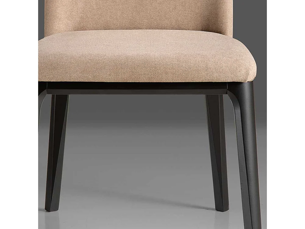 Polsterstuhl Esszimmer in Beige Gestell schwarz