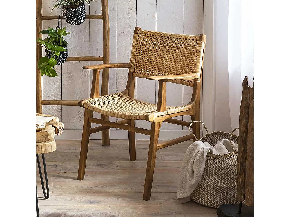 Armlehnstuhl aus Teak Massivholz und Rattan 45 cm Sitzhöhe