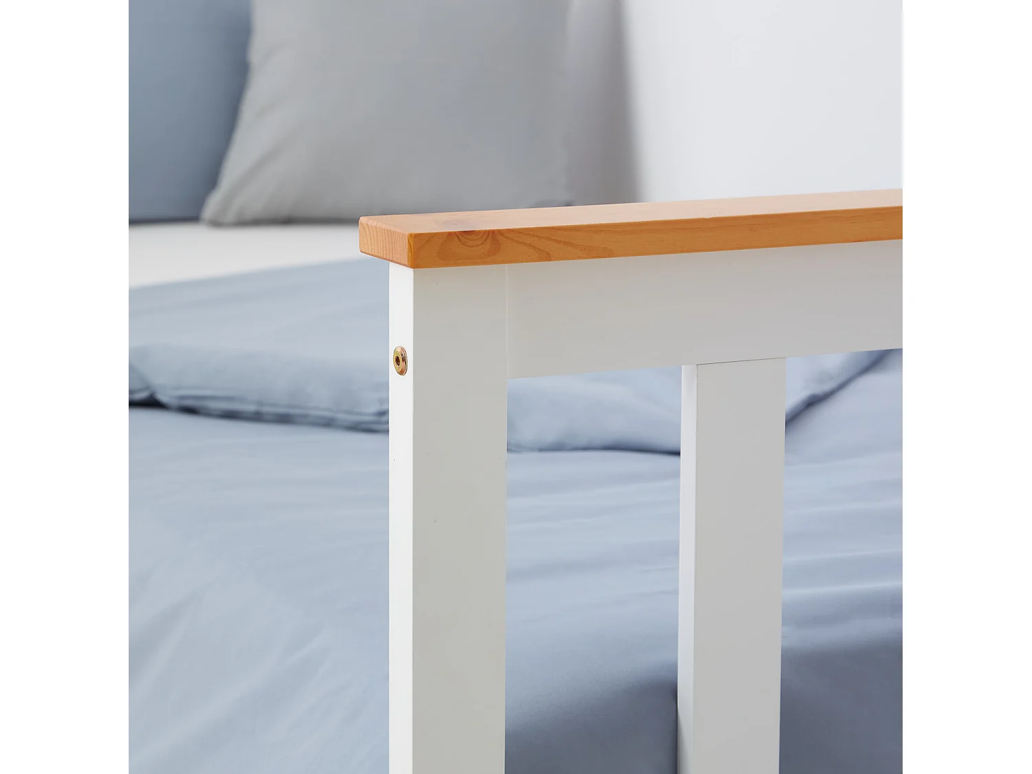 Letto singolo 90x200 cm bianco, struttura in legno massello di pino, letto da giorno