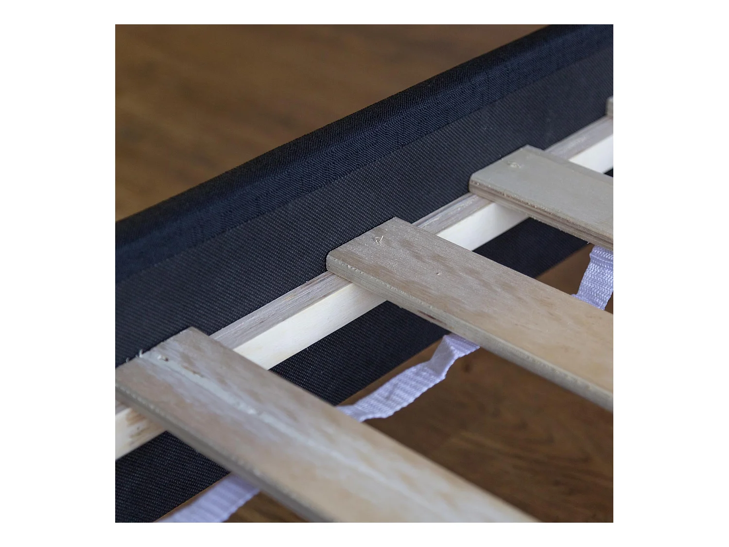 Bedframe 160x200 cm Zwart