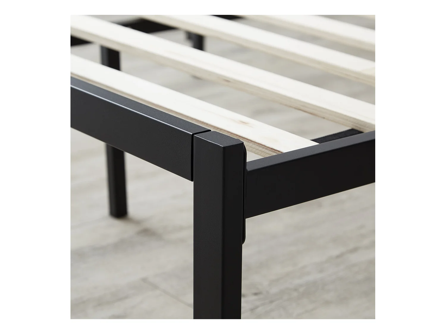 Lit 145x38x205 cm noir