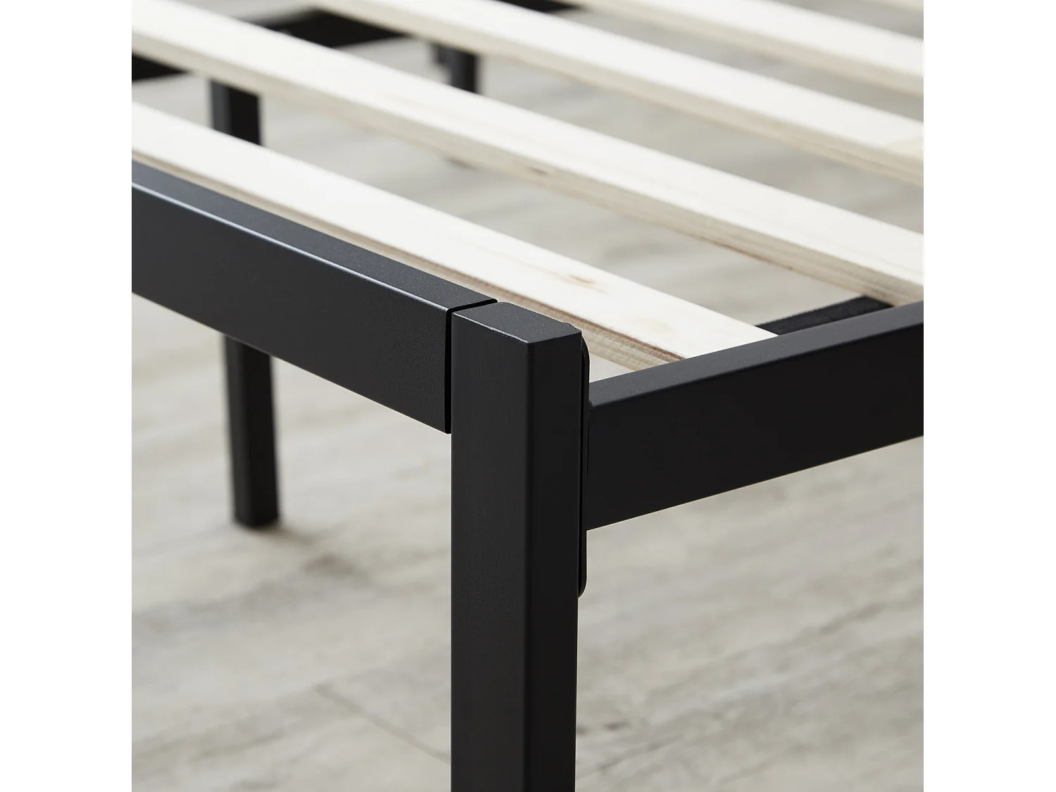 Bett 145x38x205 cm schwarz