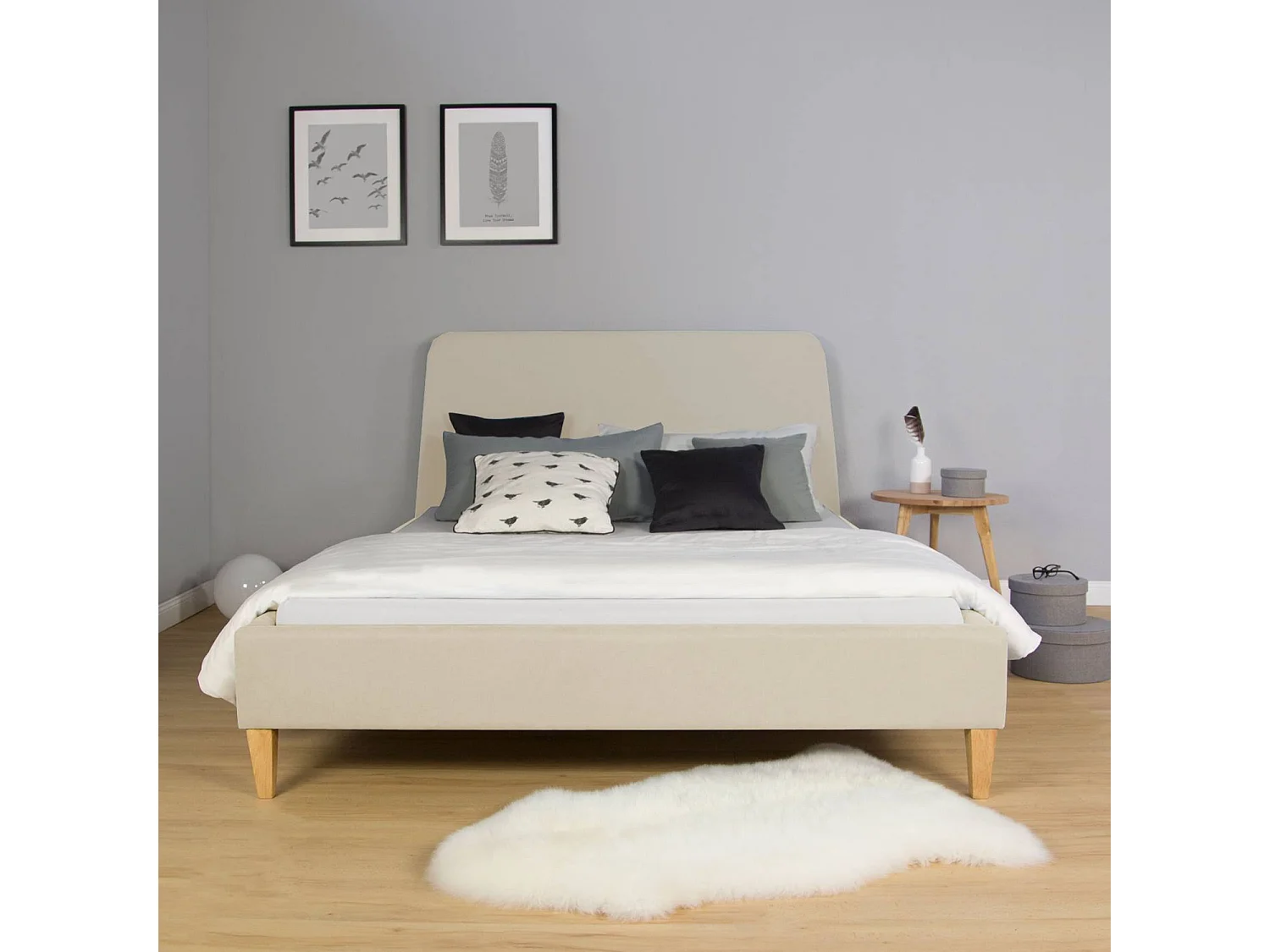 Tapicerowane łóżko 140x200 cm Beżowe