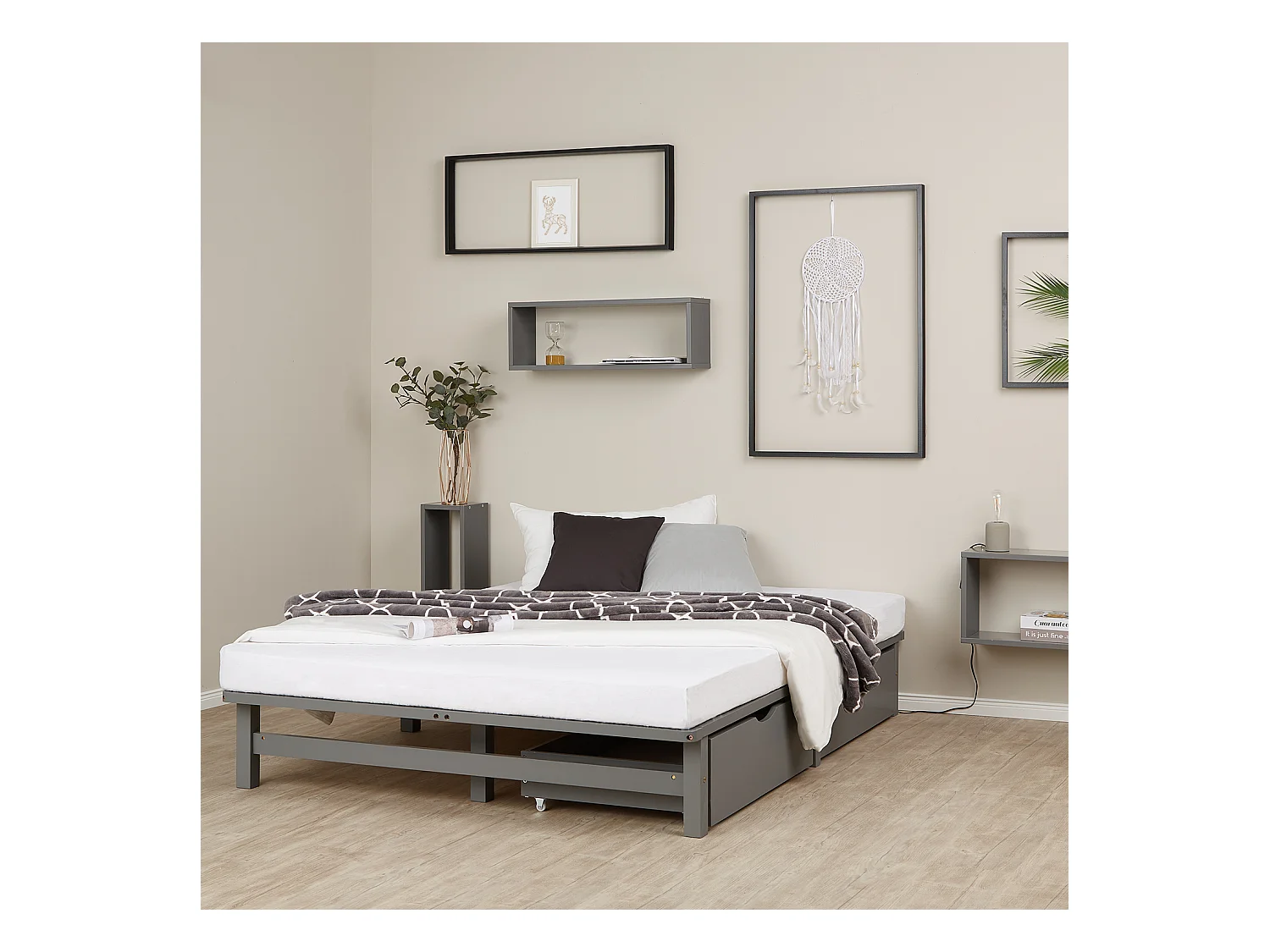 Bett 140x200 cm grau Paletten-Design