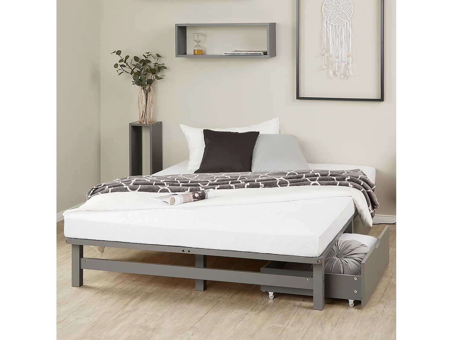 Bett 140x200 cm grau Paletten-Design