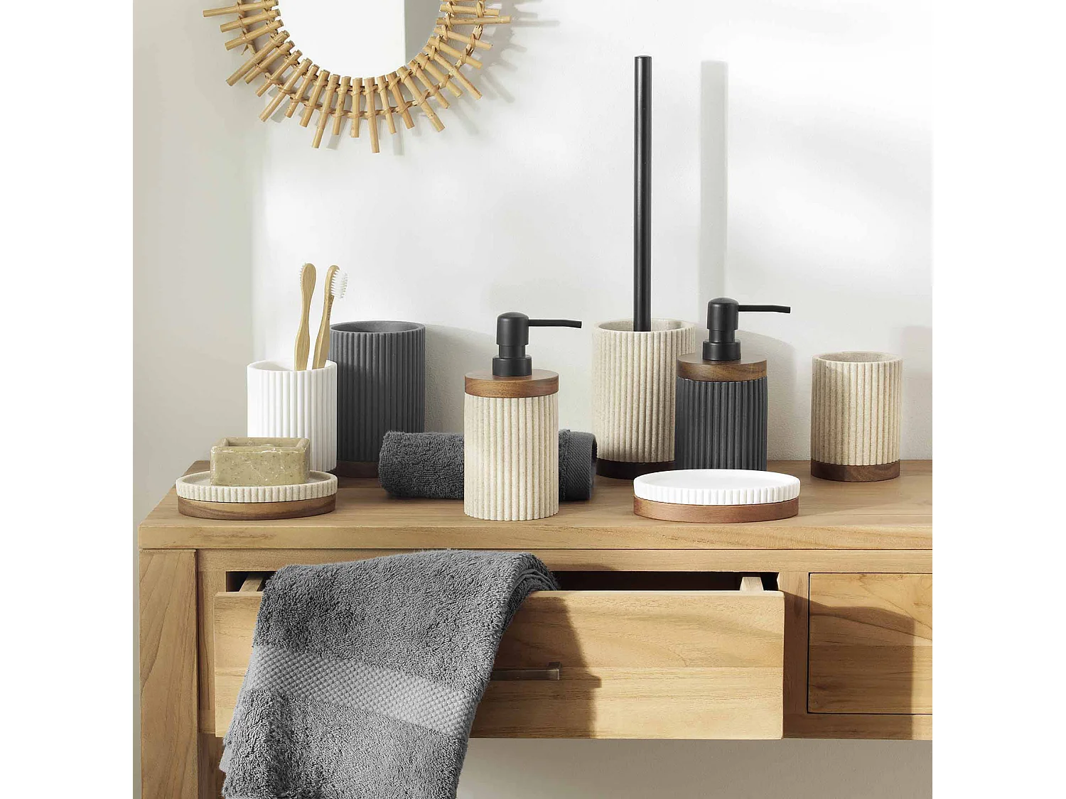 Brosse WC Design "Niagara" 38cm Naturel