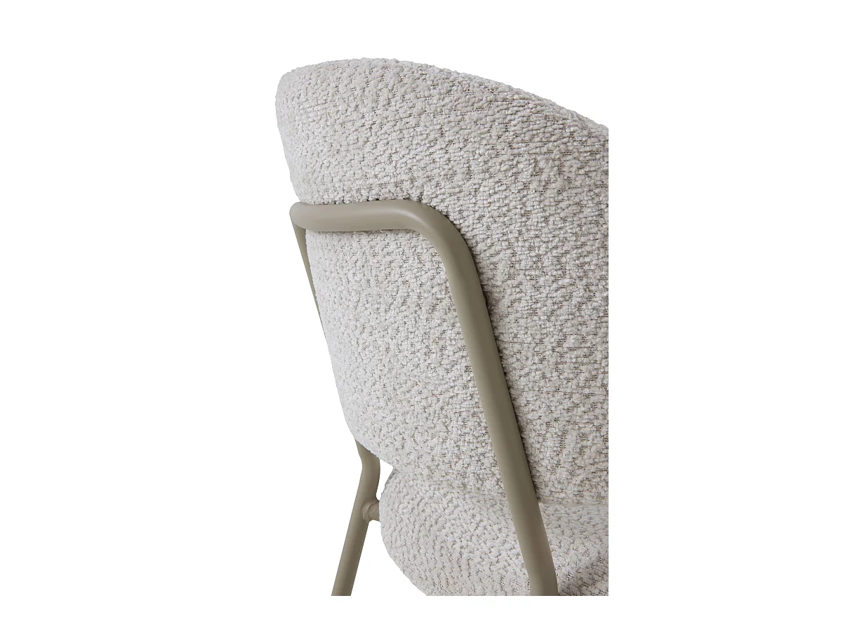 Lot de  4 chaises tapissées de chenille couleur crème