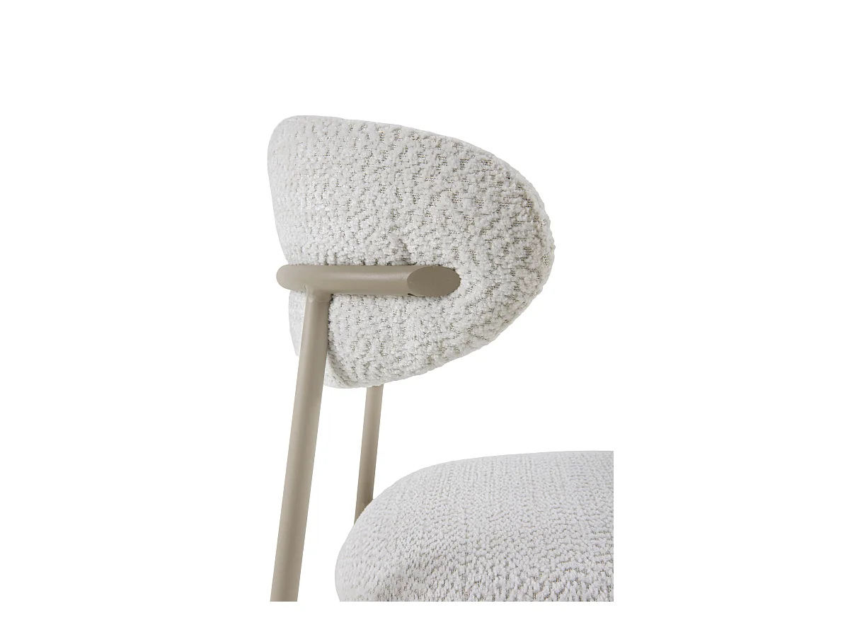 Lot de  4 chaises tapissées de chenille couleur crème