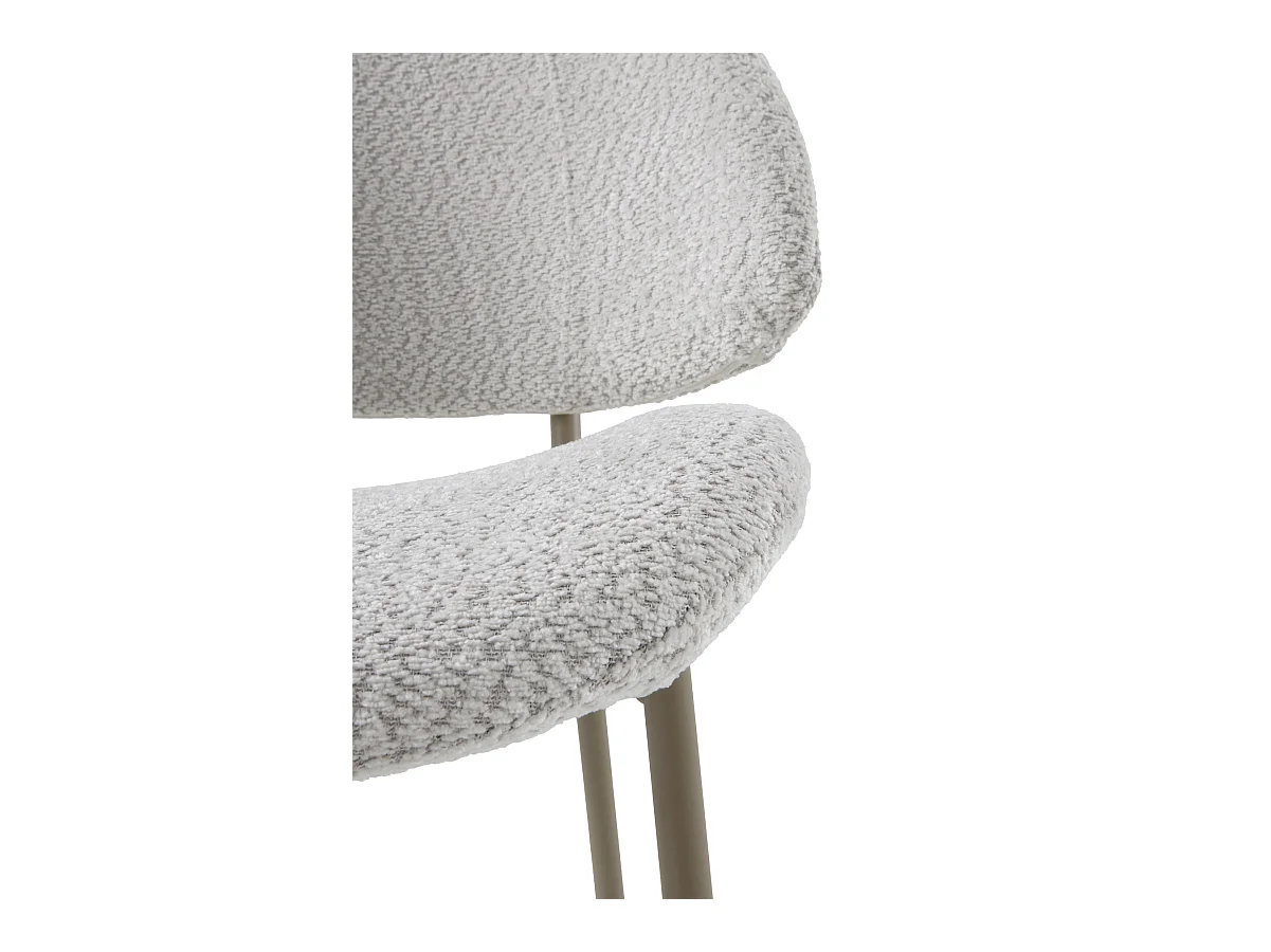 Lot de  4 chaises tapissées de chenille couleur blanche