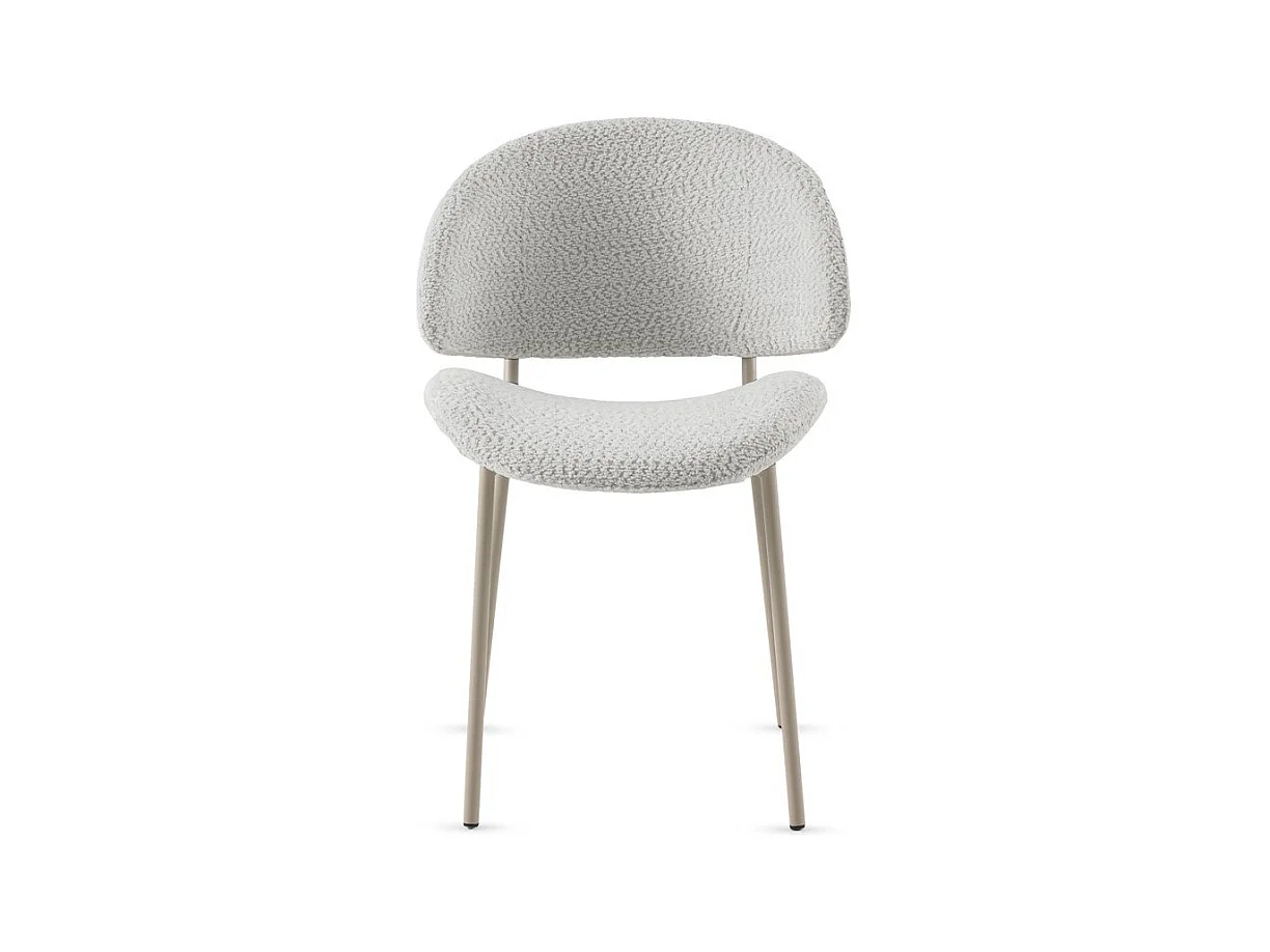 Lot de  4 chaises tapissées de chenille couleur blanche