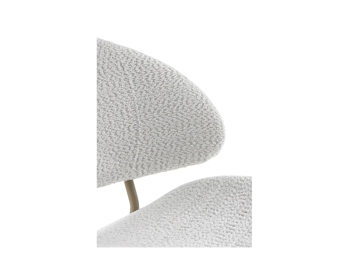 Lot de  4 chaises tapissées de chenille couleur blanche