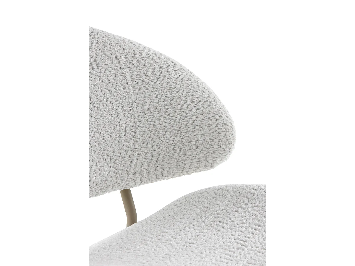 Lot de  4 chaises tapissées de chenille couleur blanche
