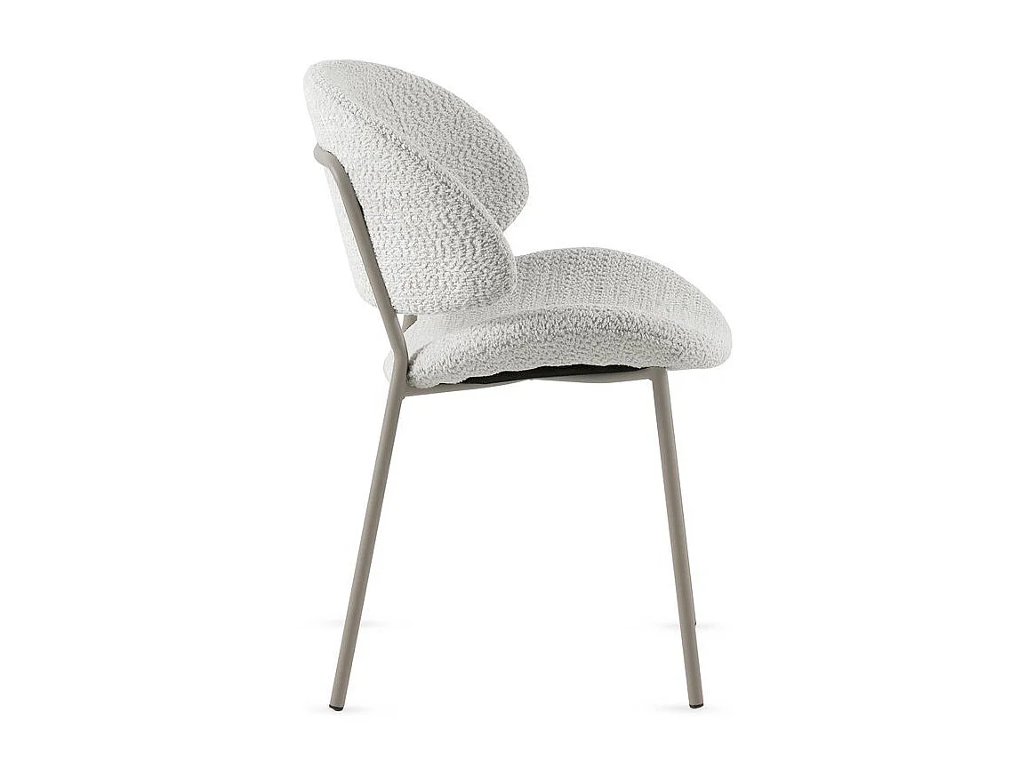 Lot de  4 chaises tapissées de chenille couleur blanche