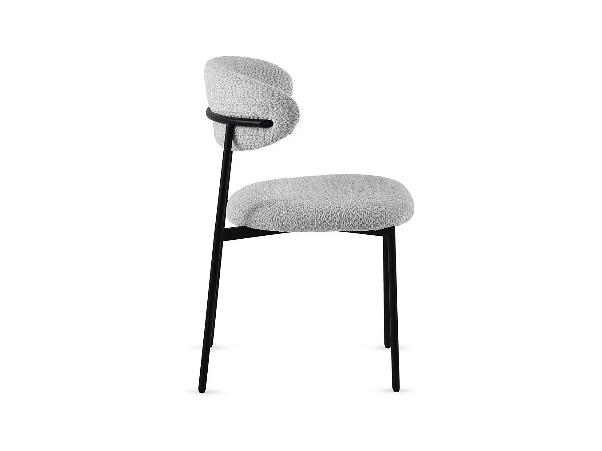 Lot de  4 chaises tapissées de chenille couleur gris clair