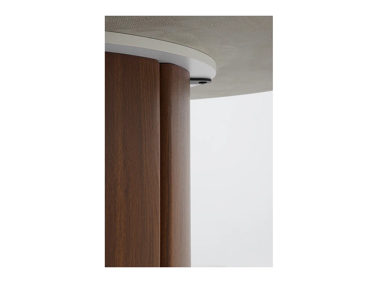 Table ronde 140 diam. avec plateau en céramique