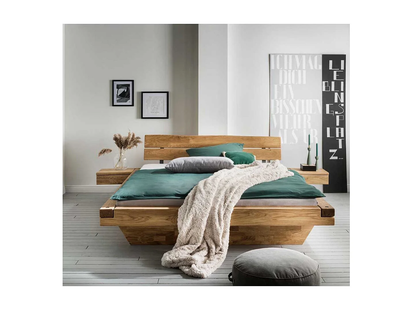 Stauraumbett Massivholz aus Wildeiche Schwebesockel (dreiteilig)
