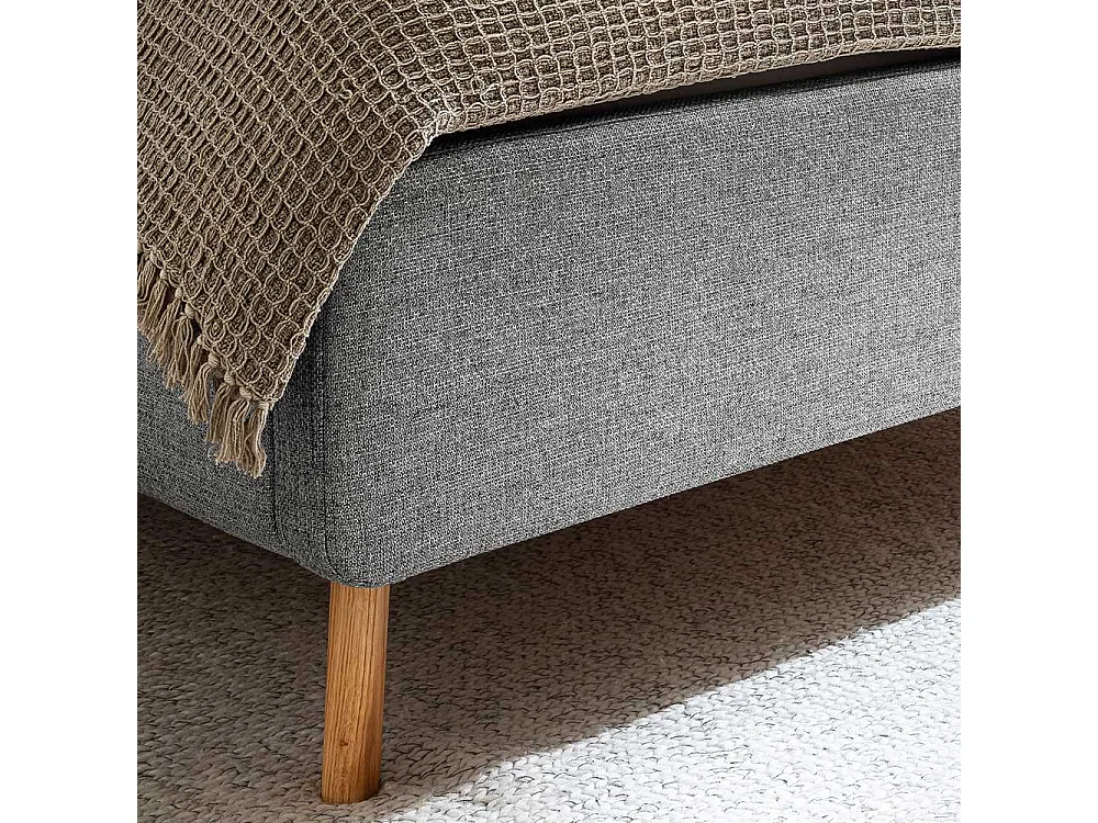 Gepolstertes Bett mit Stauraum in Grau Stoff Vierfußgestell aus Eiche