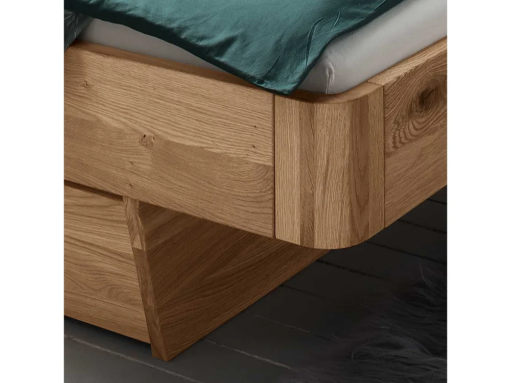 Stauraum Bett aus Wildeiche Massivholz geölt