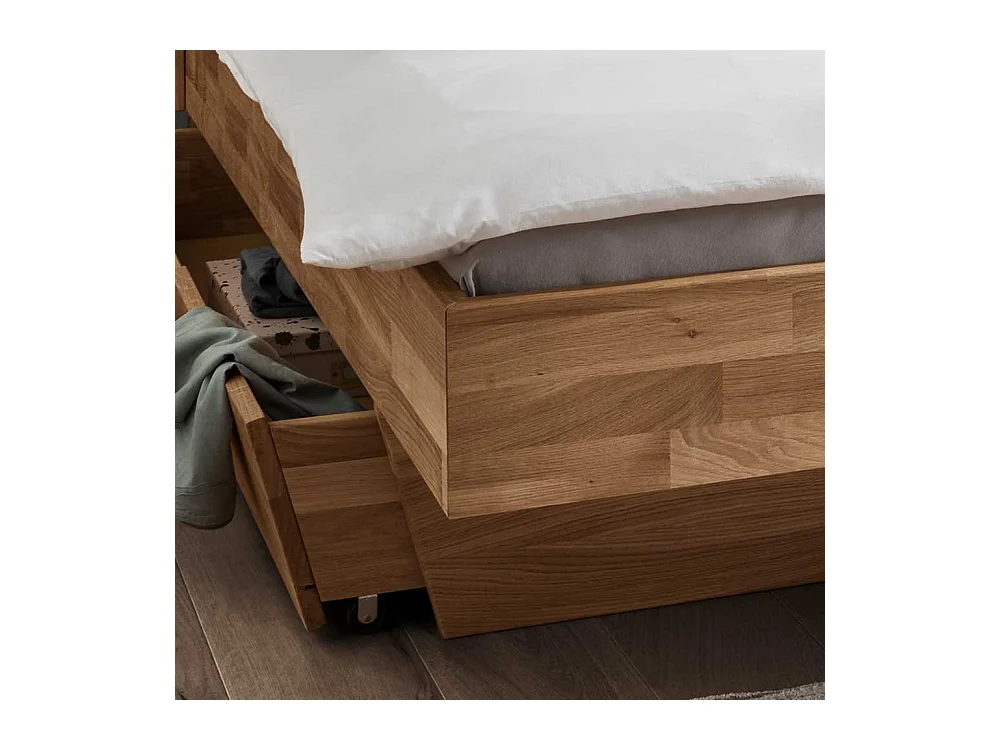 Stauraum Bett aus Wildeiche Massivholz geölt Schublade