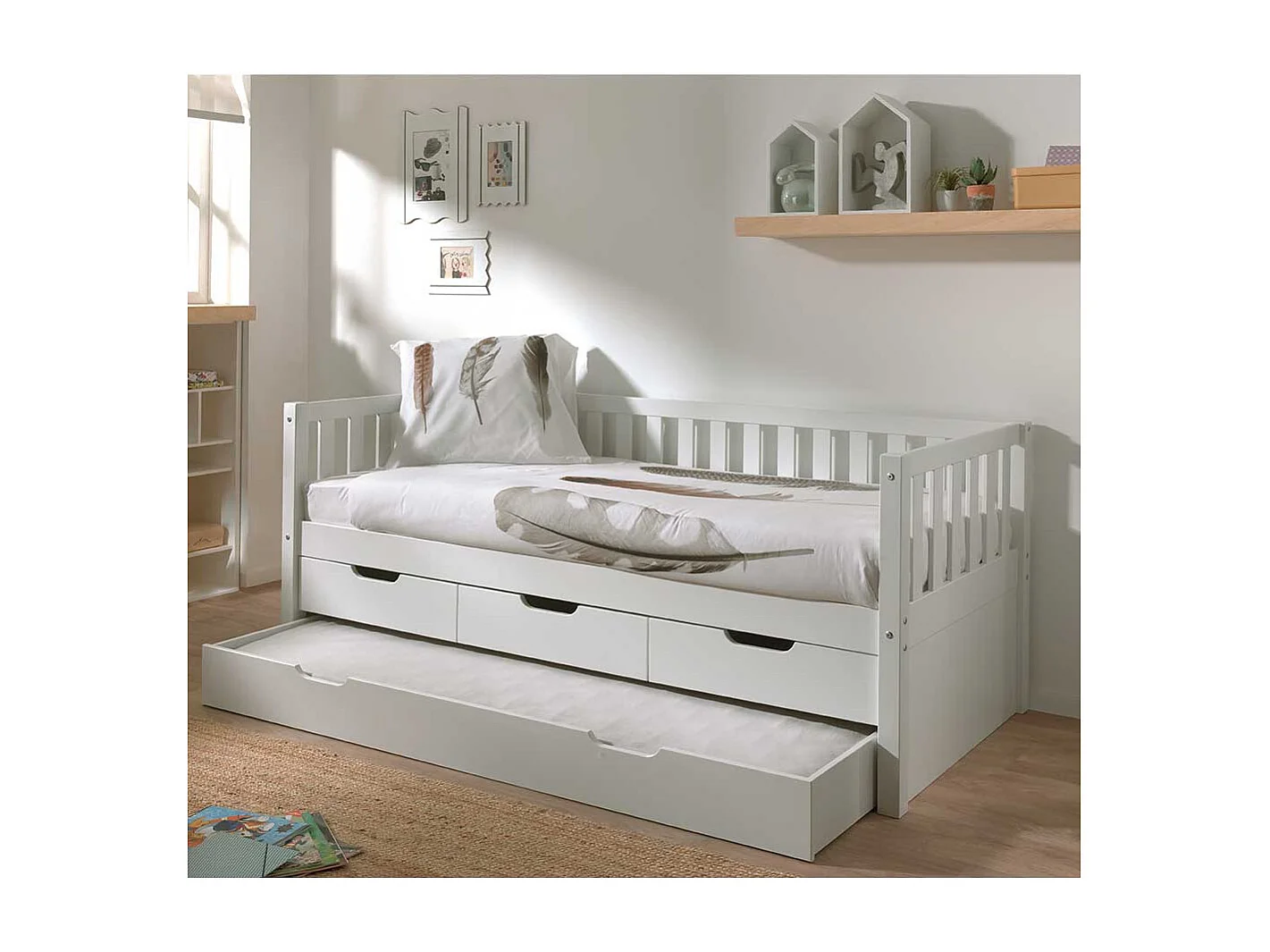 Stauraumbett im Skandi Design Kiefer Massivholz weiß