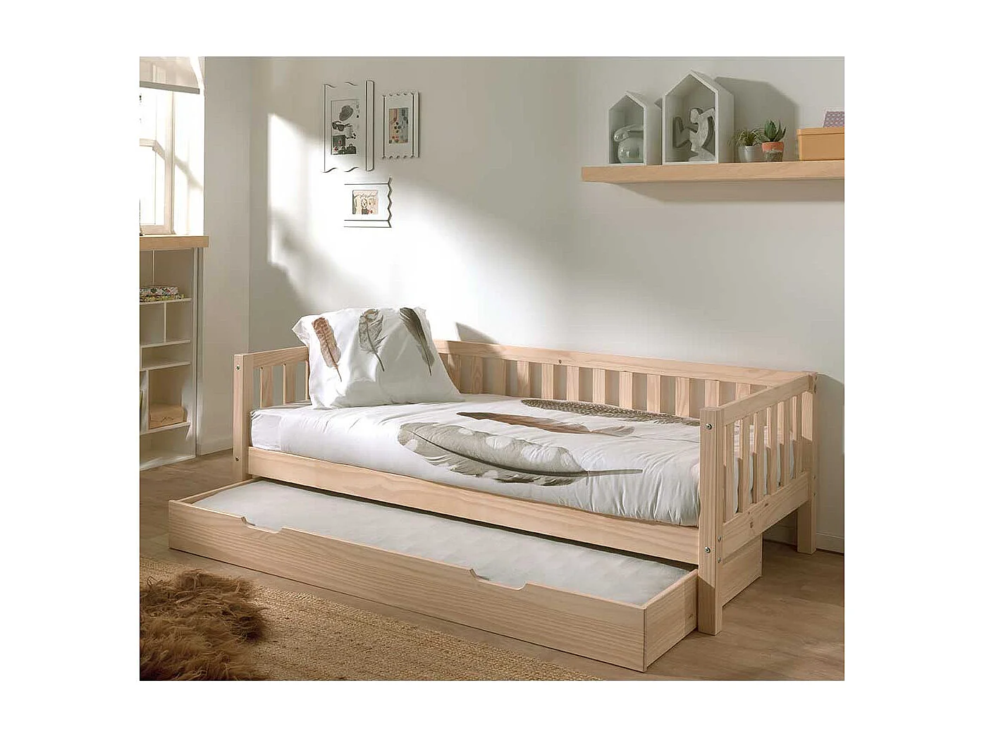 Kojenbett Kiefer im Skandi Design White Wash