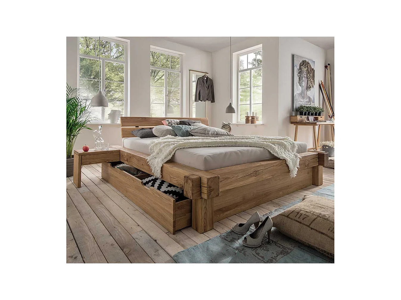 Doppelbett aus Wildeiche Massivholz Schublade (dreiteilig)