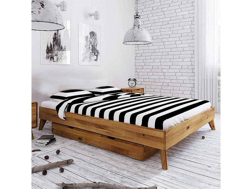 Dachschrägen Bett aus Wildeiche Massivholz Schubladen