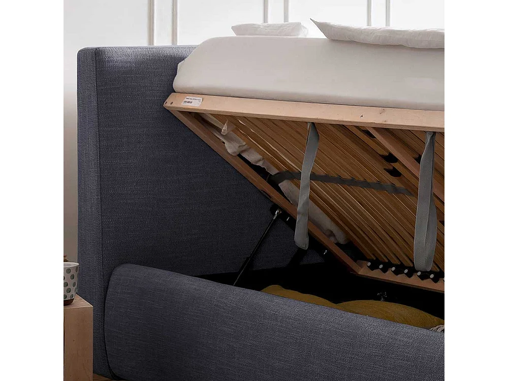 Gepolstertes Bett in Blau Webstoff Bettkasten