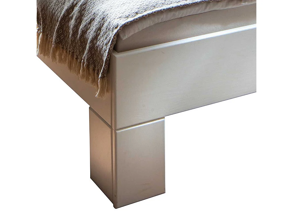 Weißes Fichte Massivholzbett in modernem Design wahlweise mit Bettkasten