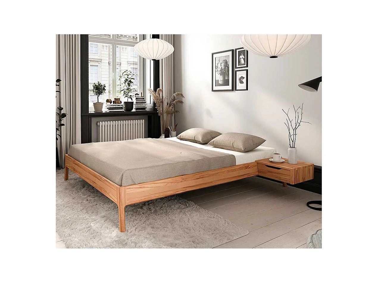 Massivholzbett in Kernbuchefarben 35 cm Einstiegshöhe